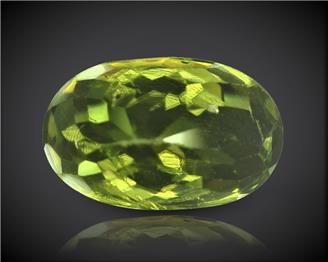 Natural Peridot Certified 6.23 CTS (9523)